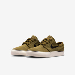 Nike SB Stefan Janoski Big Kids' Skate Shoes (Olive Flak/Sail/Black)