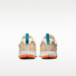 Nike Dynamo Free Little Kids' Shoes (Pale Ivory/White/Sanddrift/Baltic Blue)